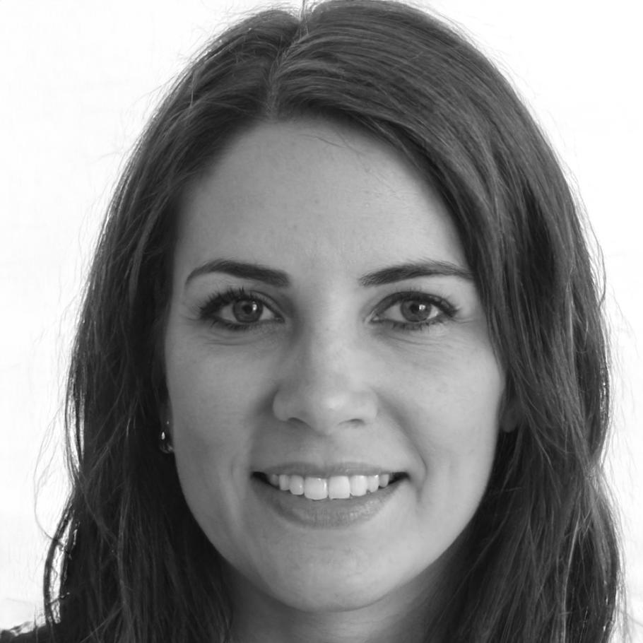 Esperanza Villareal, Directora de Estrategia Financiera de telynotharva